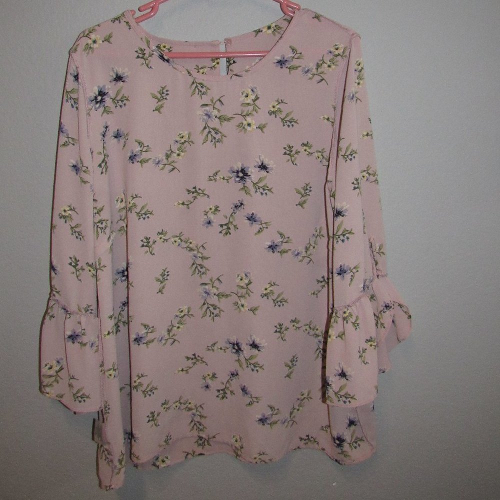Size Large Pleione Top